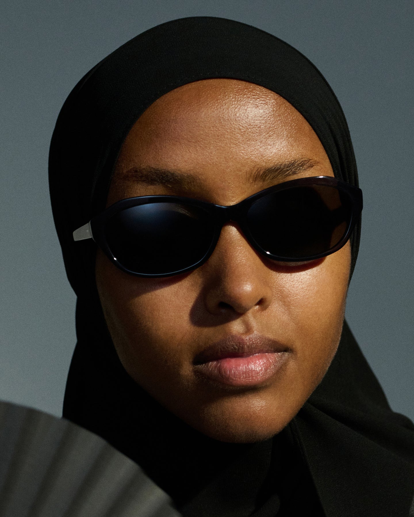 Wesley Transparent Grey