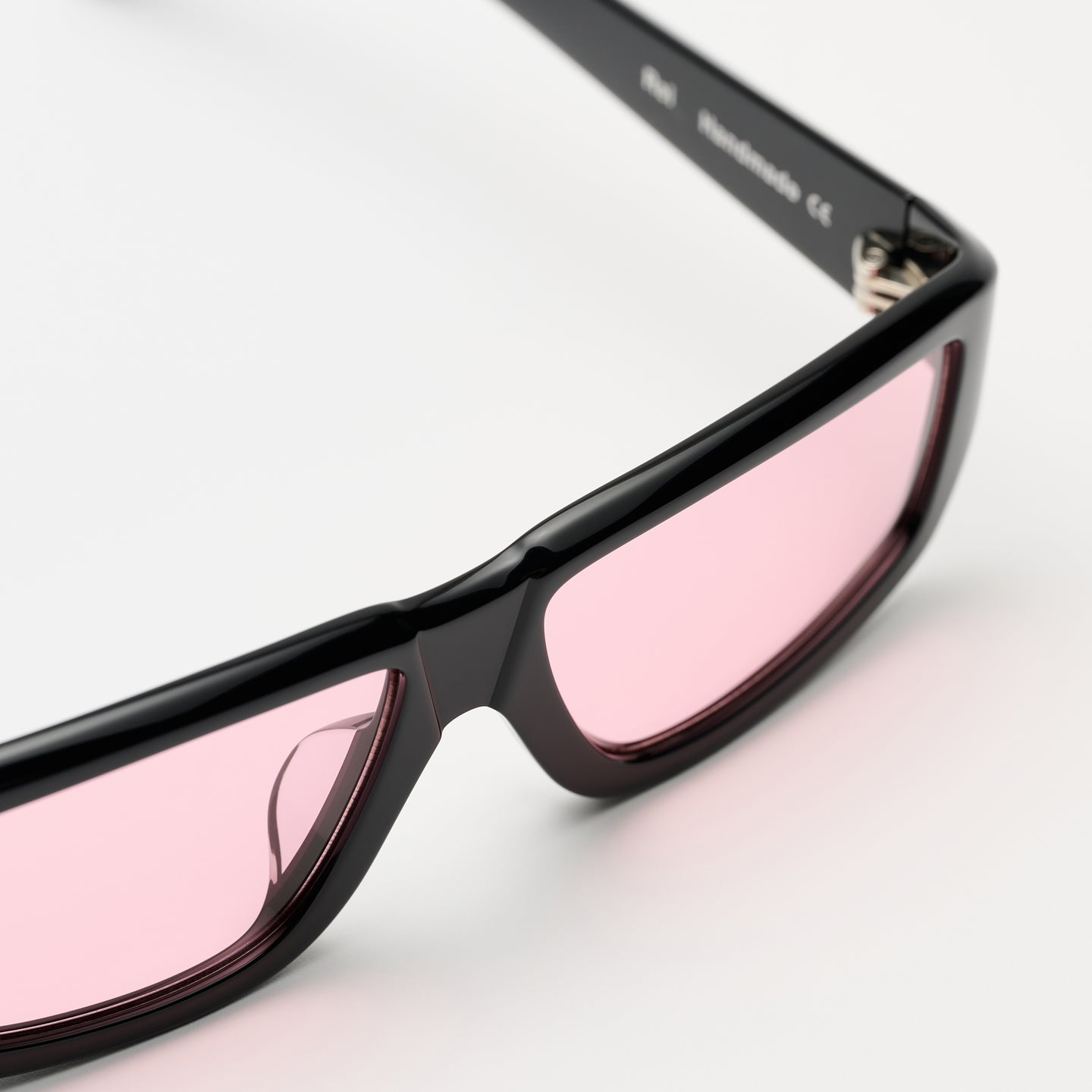 Rei Black with Pink Lens