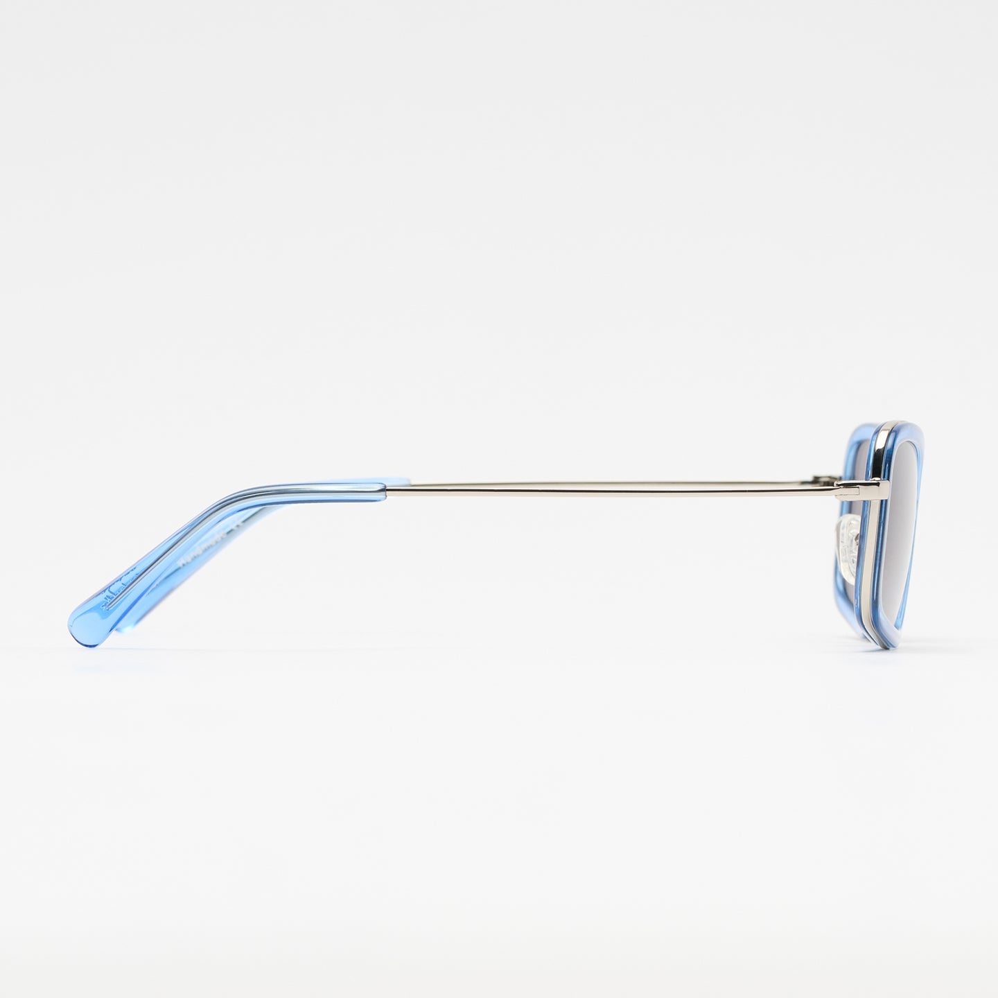 River Silver / Blue Sky